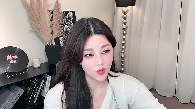 Snapshot of Strawberrybabyy1 chatting on March 4, 2025, 4:09 pm Strawberrybabyy1 online show from March 4, 2025, 4:09 pm