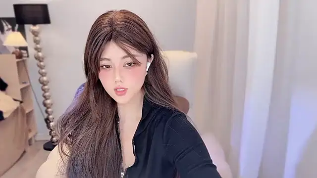Snapshot of Strawberrybabyy1 chatting on January 4, 2025, 3:07 pm Strawberrybabyy1 online show from January 4, 2025, 3:07 pm