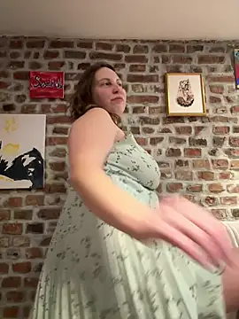 Snapshot of Yanacool007 chatting on February 26, 2026, 9:26 pm Yanacool007 online show from February 26, 2026, 9:26 pm