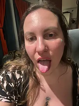 Snapshot of Yanacool007 chatting on February 23, 2026, 8:53 pm Yanacool007 online show from February 23, 2026, 8:53 pm