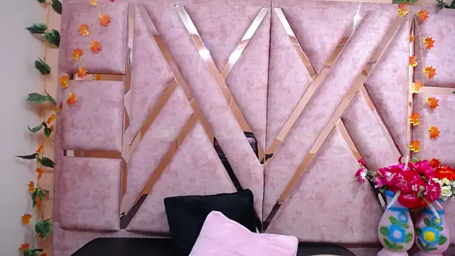 Snapshot of CataleyaLars20 chatting on March 17, 2026, 12:52 pm CataleyaLars20 online show from March 17, 2026, 12:52 pm