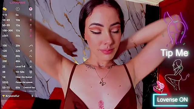 Vennus gir online show from November 12, 2025, 9:18 pm