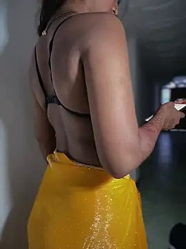 Snapshot of DiyAsingHh chatting on March 27, 2026, 12:30 am DiyAsingHh online show from March 27, 2026, 12:30 am