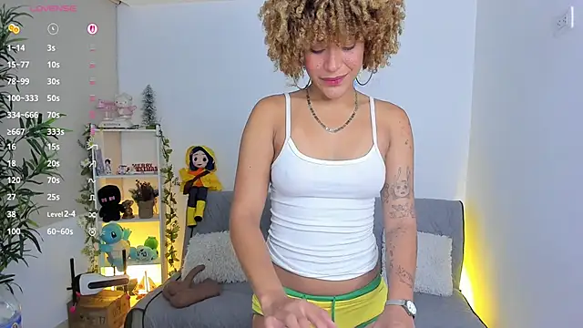 Snapshot of natty_romanof_18 chatting on January 15, 2026, 11:13 am natty romanof 18 online show from January 15, 2026, 11:13 am