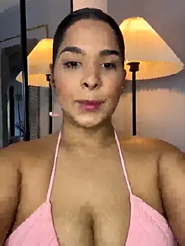 Shenoa1 online show from October 30, 2025, 3:20 pm