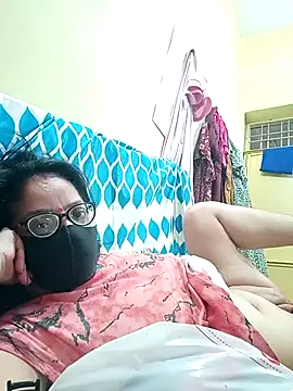 Snapshot of heenage chatting on September 11, 2025, 3:28 am heenage online show from September 11, 2025, 3:28 am