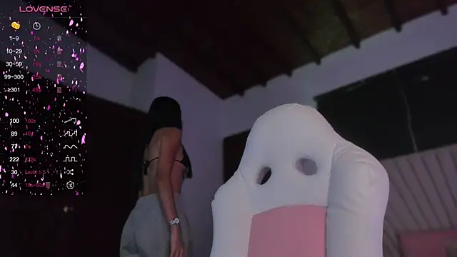 Snapshot of valeriaU chatting on February 1, 2025, 12:26 pm valeriaU online show from February 1, 2025, 12:26 pm