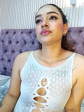 Snapshot of EMILYY_FOXY chatting on September 20, 2025, 8:03 pm EMILYY FOXY online show from September 20, 2025, 8:03 pm