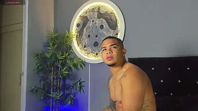 jordan mayers02 online show from November 29, 2025, 9:09 am