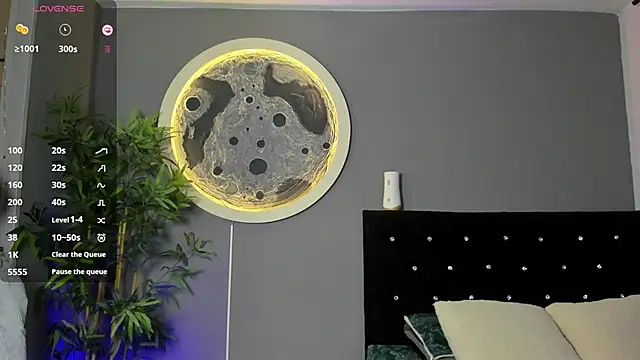 jordan mayers02 online show from November 17, 2025, 9:02 am