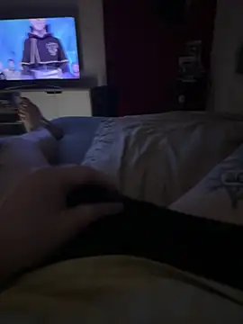 Snapshot of cbbzcx chatting on April 16, 2026, 12:33 am cbbzcx online show from April 16, 2026, 12:33 am