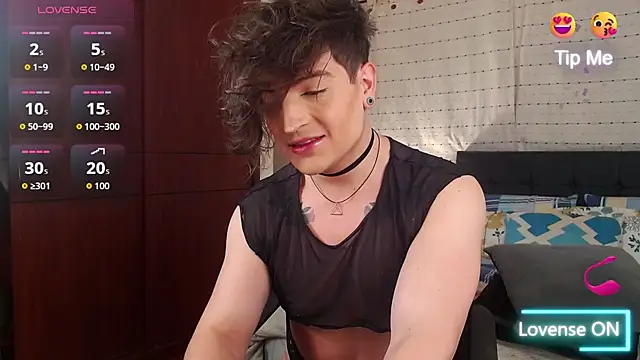 Hornymoan online show from November 14, 2025, 10:46 pm