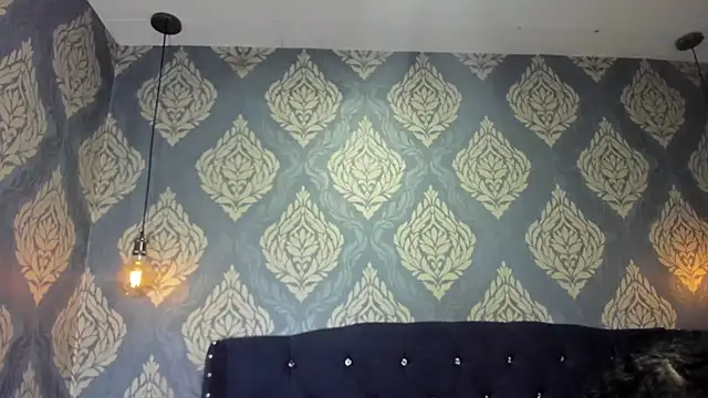 Sofiacowperx online show from September 10, 2025, 2:27 pm