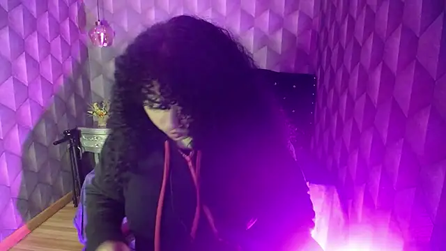 Sofiacowperx online show from February 27, 2025, 12:34 pm