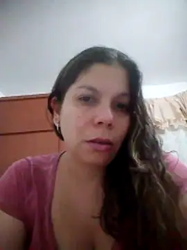 Carliina Soussa online show from October 6, 2025, 11:27 pm