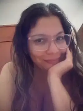 Carliina Soussa online show from May 18, 2026, 5:13 am