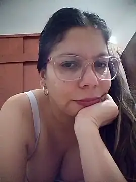 Carliina Soussa online show from May 15, 2026, 11:47 pm