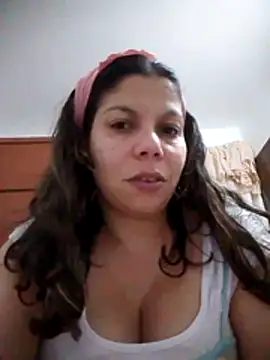 Carliina Soussa online show from October 29, 2025, 2:54 am