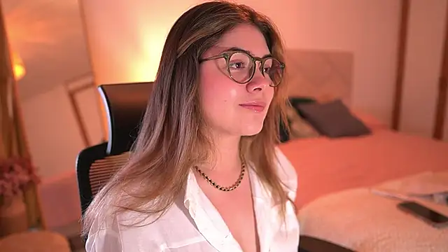 Lau Bee online show from February 24, 2026, 6:31 pm