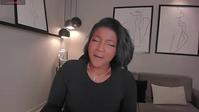 SavannahStorm online show from March 5, 2026, 12:46 pm