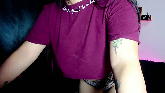 Snapshot of party_hornys69 chatting on March 14, 2025, 12:32 am party hornys69 online show from March 14, 2025, 12:32 am