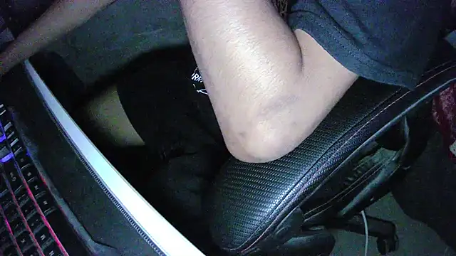 Snapshot of el_flaco_tj chatting on October 6, 2025, 8:37 am el flaco tj online show from October 6, 2025, 8:37 am