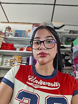 Snapshot of Katia_sweetx chatting on May 14, 2026, 1:19 pm Katia sweetx online show from May 14, 2026, 1:19 pm