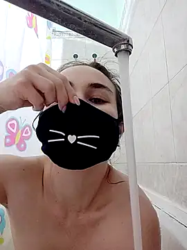 Snapshot of MikaKors chatting on March 18, 2025, 3:12 pm MikaKors online show from March 18, 2025, 3:12 pm