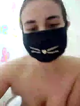 Snapshot of MikaKors chatting on February 10, 2025, 4:47 pm MikaKors online show from February 10, 2025, 4:47 pm