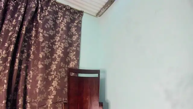 Snapshot of Nathaly_love96 chatting on February 21, 2026, 11:18 pm Nathaly love96 online show from February 21, 2026, 11:18 pm