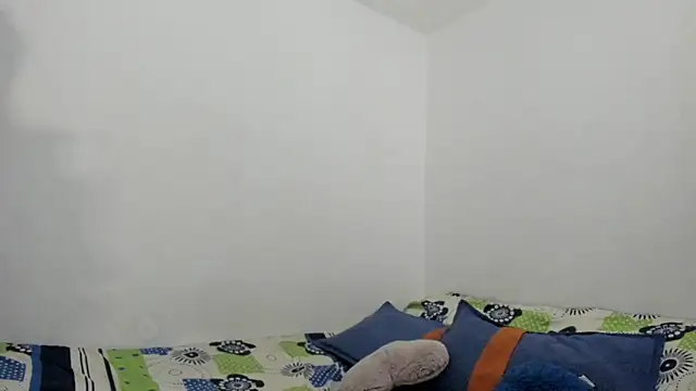 Snapshot of Nathaly_love96 chatting on January 20, 2025, 6:21 pm Nathaly love96 online show from January 20, 2025, 6:21 pm