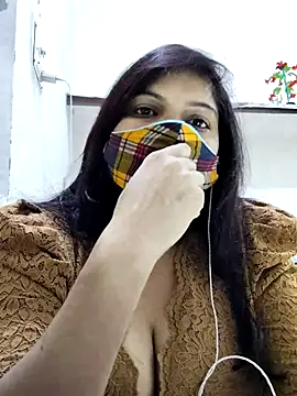 Snapshot of illay_love chatting on November 16, 2025, 4:01 pm illay love online show from November 16, 2025, 4:01 pm