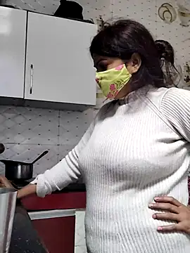 Snapshot of illay_love chatting on November 22, 2025, 3:16 am illay love online show from November 22, 2025, 3:16 am