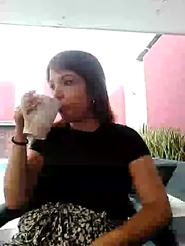 Snapshot of Adel_Nesbiit chatting on March 2, 2025, 11:19 am Adel Nesbiit online show from March 2, 2025, 11:19 am