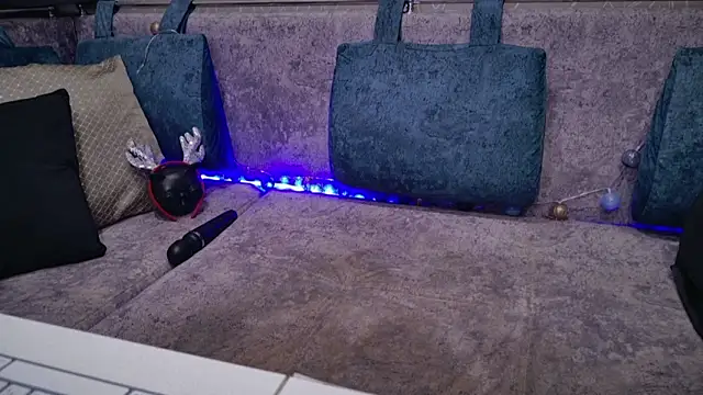 blackcat142 online show from March 5, 2026, 2:24 pm