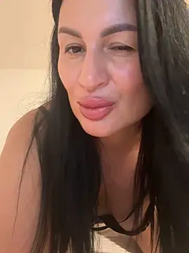 Helena7077 online show from September 21, 2025, 9:31 pm