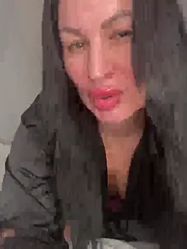 Snapshot of Helena7077 chatting on January 17, 2026, 2:31 pm Helena7077 online show from January 17, 2026, 2:31 pm