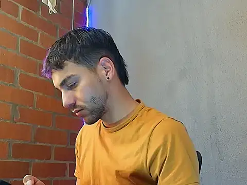 Snapshot of Leandro_valenzuela chatting on December 18, 2025, 3:49 pm Leandro valenzuela online show from December 18, 2025, 3:49 pm