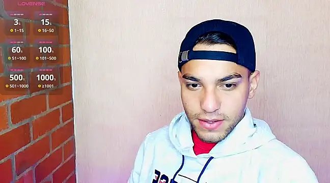 Snapshot of Leandro_valenzuela chatting on February 25, 2025, 12:38 pm Leandro valenzuela online show from February 25, 2025, 12:38 pm