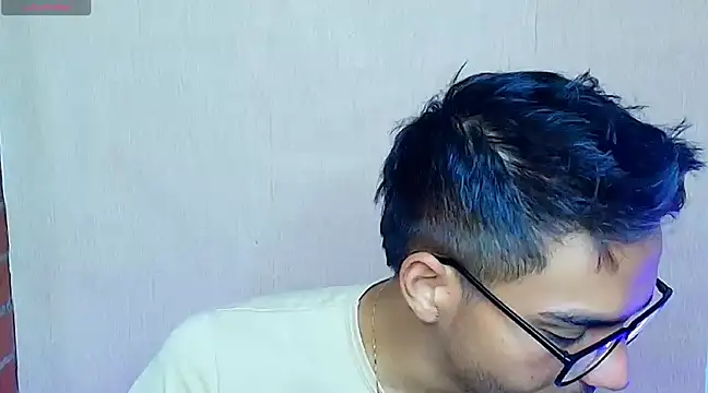 Snapshot of Leandro_valenzuela chatting on March 4, 2025, 9:54 pm Leandro valenzuela online show from March 4, 2025, 9:54 pm