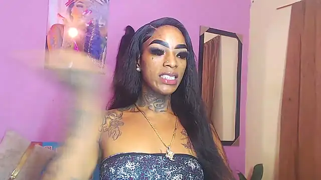 Snapshot of badgirls_cx chatting on November 9, 2025, 6:12 pm badgirls cx online show from November 9, 2025, 6:12 pm