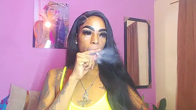 Snapshot of badgirls_cx chatting on November 8, 2025, 1:53 am badgirls cx online show from November 8, 2025, 1:53 am