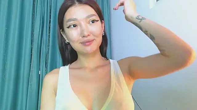Snapshot of AudreyMell chatting on September 16, 2025, 2:40 pm AudreyMell online show from September 16, 2025, 2:40 pm