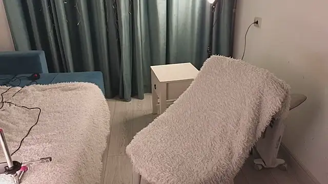 AudreyMell online show from March 28, 2026, 1:45 pm