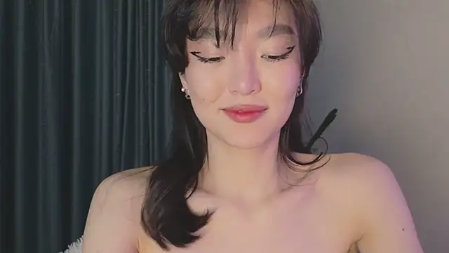 Snapshot of AudreyMell chatting on February 27, 2025, 9:04 pm AudreyMell online show from February 27, 2025, 9:04 pm