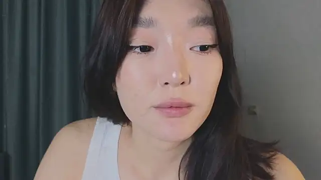 Snapshot of AudreyMell chatting on March 5, 2025, 5:50 pm AudreyMell online show from March 5, 2025, 5:50 pm