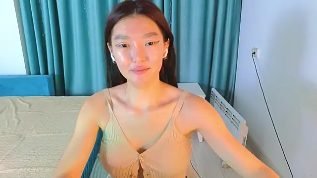 Snapshot of AudreyMell chatting on September 19, 2025, 2:43 pm AudreyMell online show from September 19, 2025, 2:43 pm
