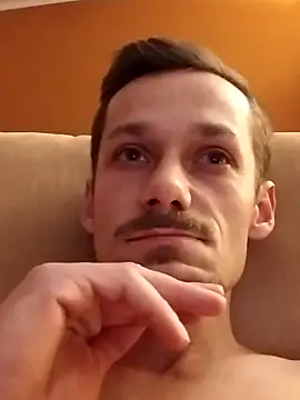 Snapshot of Crazzy_Maiky chatting on December 3, 2024, 9:50 pm Crazzy Maiky online show from December 3, 2024, 9:50 pm