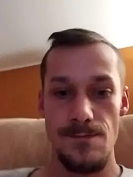 Snapshot of Crazzy_Maiky chatting on December 21, 2024, 6:22 pm Crazzy Maiky online show from December 21, 2024, 6:22 pm