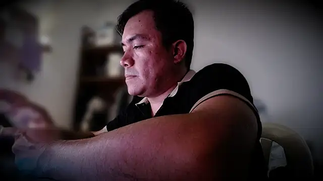 Snapshot of Jhonatan_Morales_S chatting on June 17, 2026, 2:00 am Jhonatan Morales S online show from June 17, 2026, 2:00 am